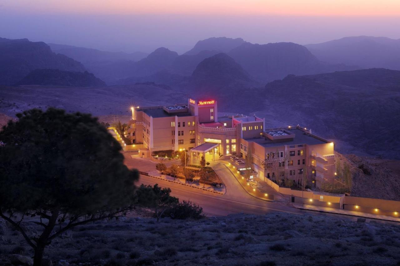 Petra Marriott Hotel Wadi Musa Esterno foto